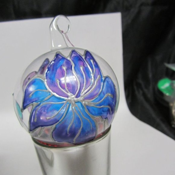 HAND PAINTED CLEAR BLOW GLASS ORNAMENTS W/FLORAL MOTIF EACH UNIQUE, SET OF 4 - Picture 10 of 12